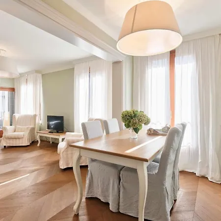 Angelo Raffaele Incantevole Casa Per 12 Persone Apartamento